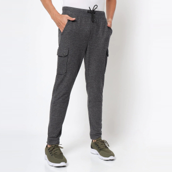 Pantalons d&rsquo;athl&eacute;tisme et joggeurs