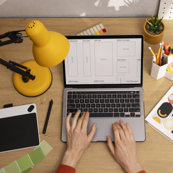 D&eacute;veloppement & Services informatiques