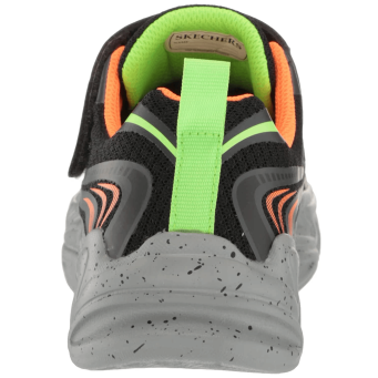 Chaussures d&eacute;contract&eacute;es